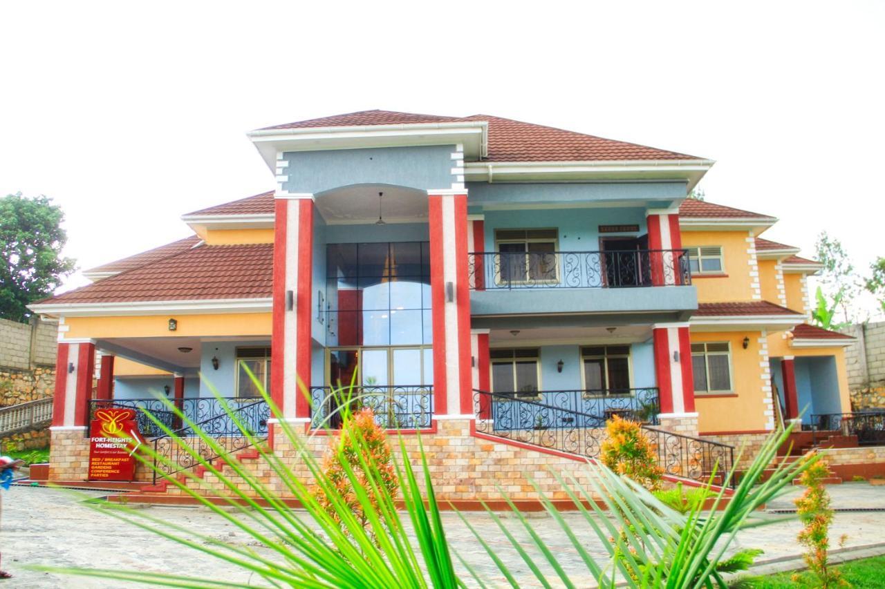 Fort Heights Homestay Fort Portal Екстериор снимка