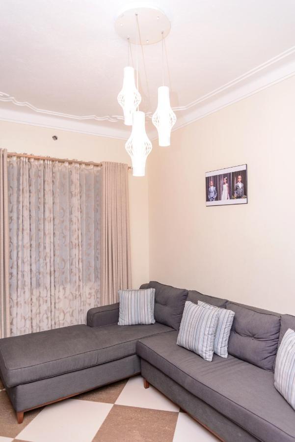 Fort Heights Homestay Fort Portal Екстериор снимка