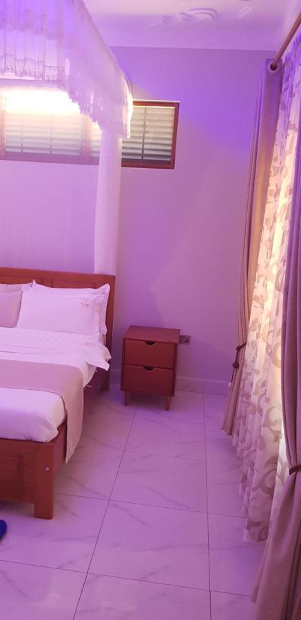 Fort Heights Homestay Fort Portal Екстериор снимка